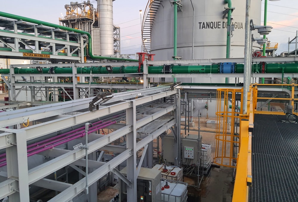 Ingeniería, suministro y construcción electromecánica de planta de tratamiento de agua. ceym